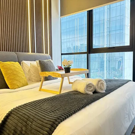 Scarletz Suites Klcc Twin Tower By Purple Orchid